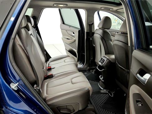Used 2020 Hyundai Santa Fe SEL w/ Convenience + Premium Package image 18