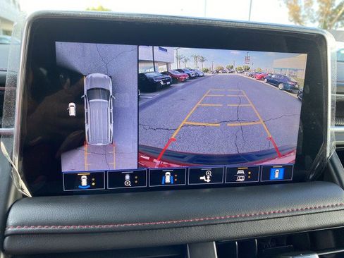 Used 2021 Chevrolet Tahoe RST w/ Luxury Package image 14