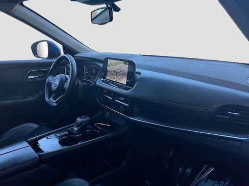 Used 2023 Nissan Rogue Platinum w/ Platinum Premium Package image 30