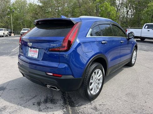 Used 2021 Cadillac XT4 Luxury w/ Cold Weather Package image 3