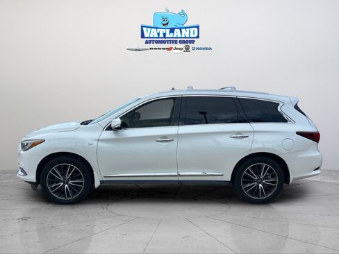 Used 2018 INFINITI QX60 Luxe w/ Premium Plus Package AWD/4WD image 2