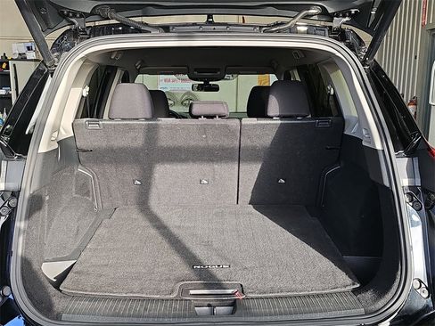 Used 2024 Nissan Rogue SV image 12