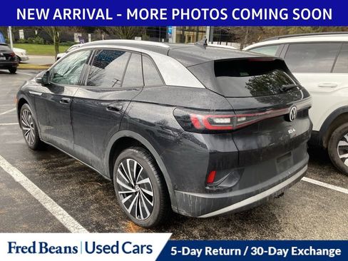 Used 2023 Volkswagen ID.4 Pro S Plus image 4