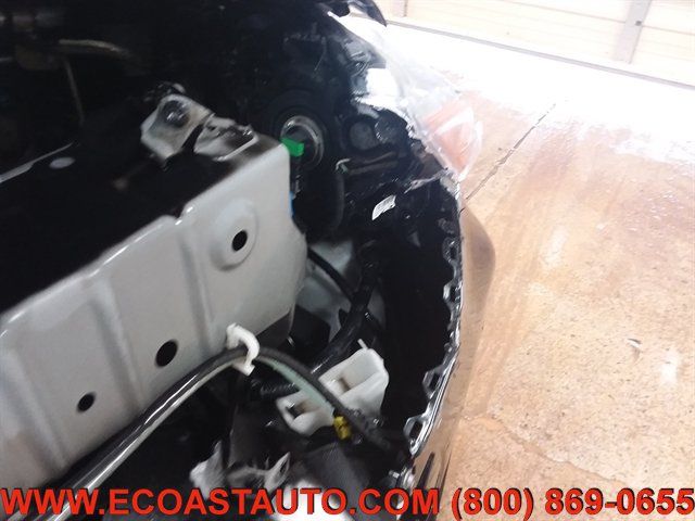 Used 2017 Nissan Rogue SV FWD image 15
