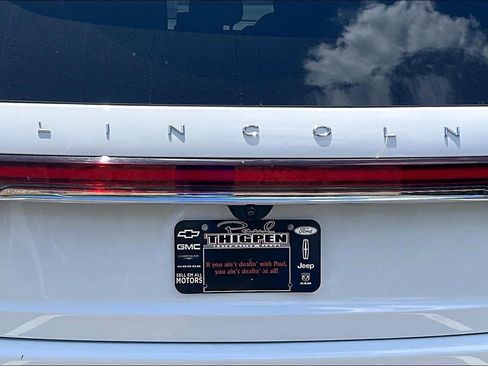 Used 2023 Lincoln Aviator 2WD image 24