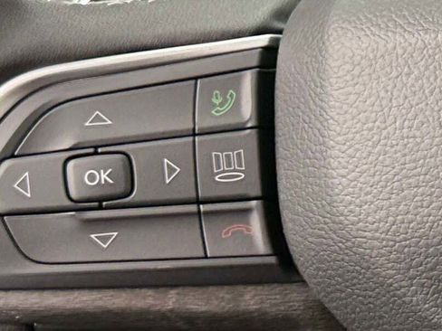 New 2025 Jeep Grand Cherokee Limited w/ Black Appearance Package image 37