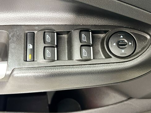 Used 2017 Ford Escape Titanium image 16