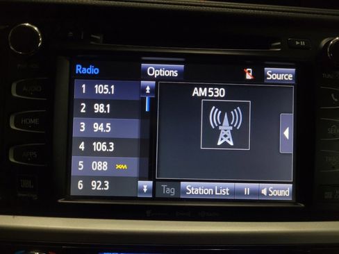 Used 2019 Toyota Highlander Limited Platinum w/ Carpet Mat Package (TMS) image 25