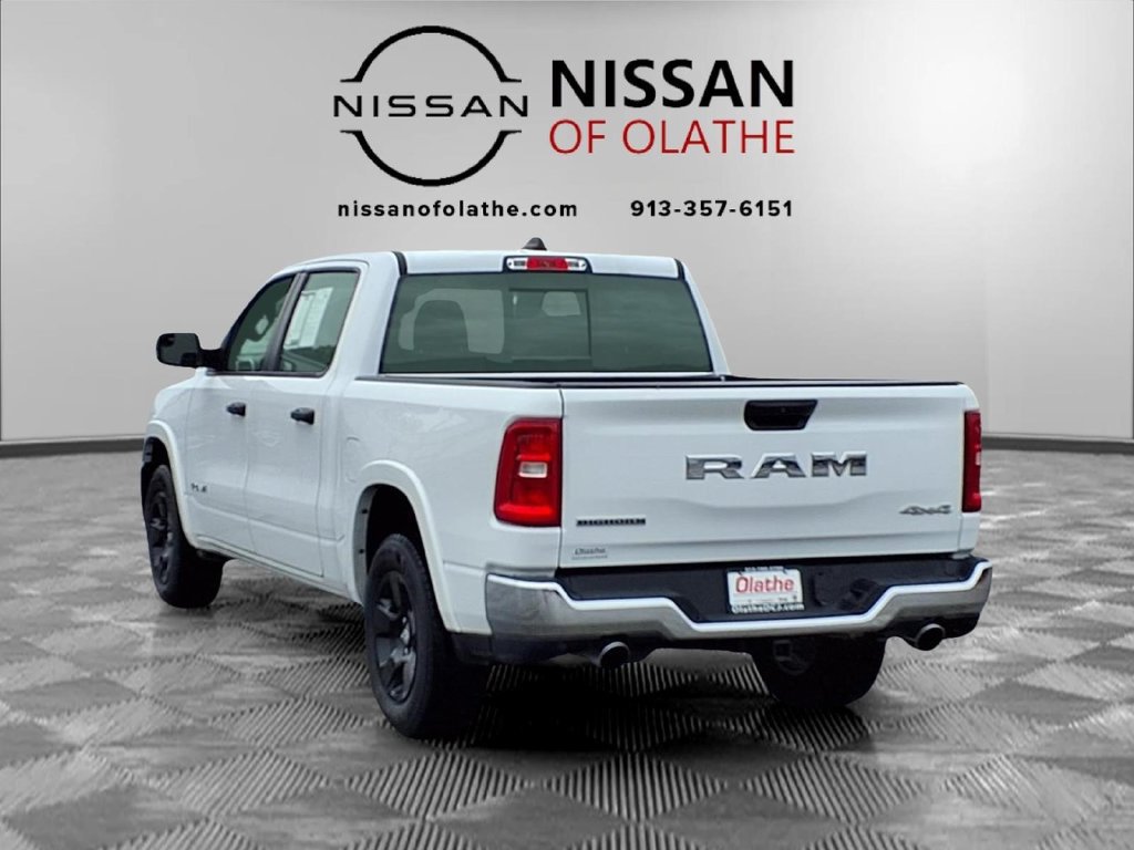 Used 2025 RAM 1500 Big Horn AWD/4WD image 5