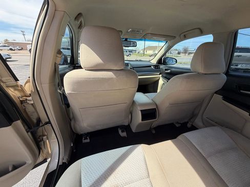 Used 2012 Toyota Camry LE image 10