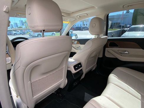 Certified 2025 Mercedes-Benz GLE 450e 4MATIC image 11