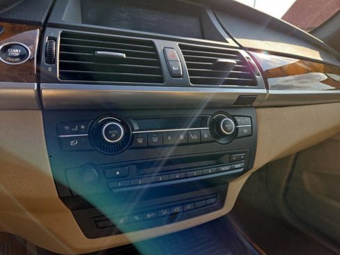 Used 2011 BMW X5 xDrive50i image 28