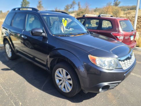 Used 2013 Subaru Forester 2.5X Premium image 5
