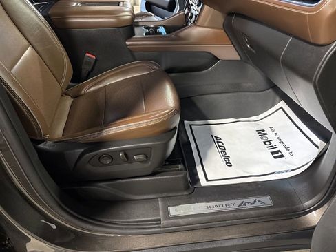 Certified 2021 Chevrolet Tahoe High Country w/ Premium Package image 22