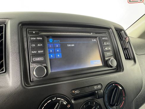 Used 2018 Nissan NV200 SV w/ Navigation Package FWD image 18