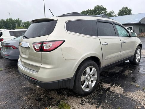 Used 2014 Chevrolet Traverse LTZ FWD image 6