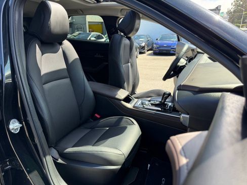 Used 2024 MAZDA CX-30 AWD 2.5 S w/ Premium Package image 31