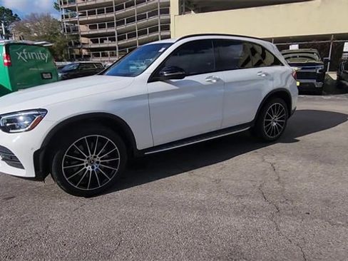 Used 2022 Mercedes-Benz GLC 300 image 4