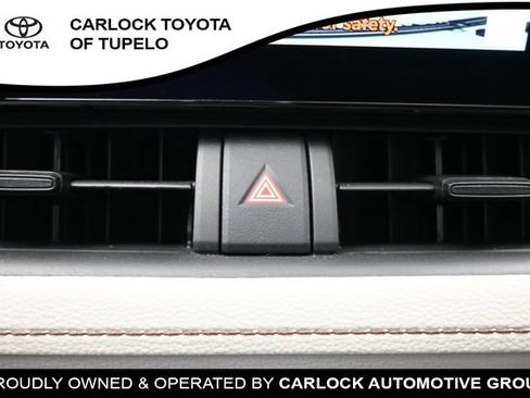 Used 2025 Toyota RAV4 XLE w/ Convenience Package FWD image 39