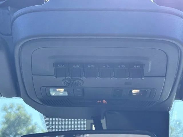 Used 2023 Ford Bronco Wildtrak AWD/4WD image 19
