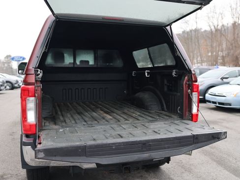 Used 2017 Ford F250 Lariat w/ Chrome Package image 15