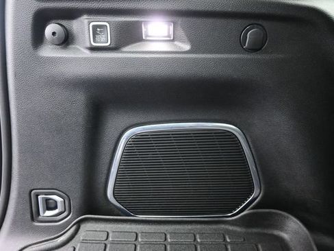 Used 2021 Jeep Grand Cherokee L Limited AWD/4WD image 25