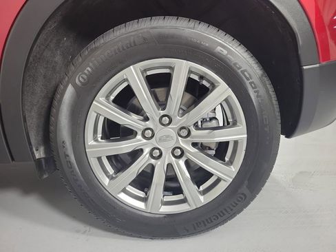 Used 2021 Cadillac XT4 Premium Luxury w/ Driver Awareness Package FWD image 10