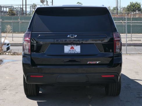 Used 2024 Chevrolet Suburban RST RWD image 5