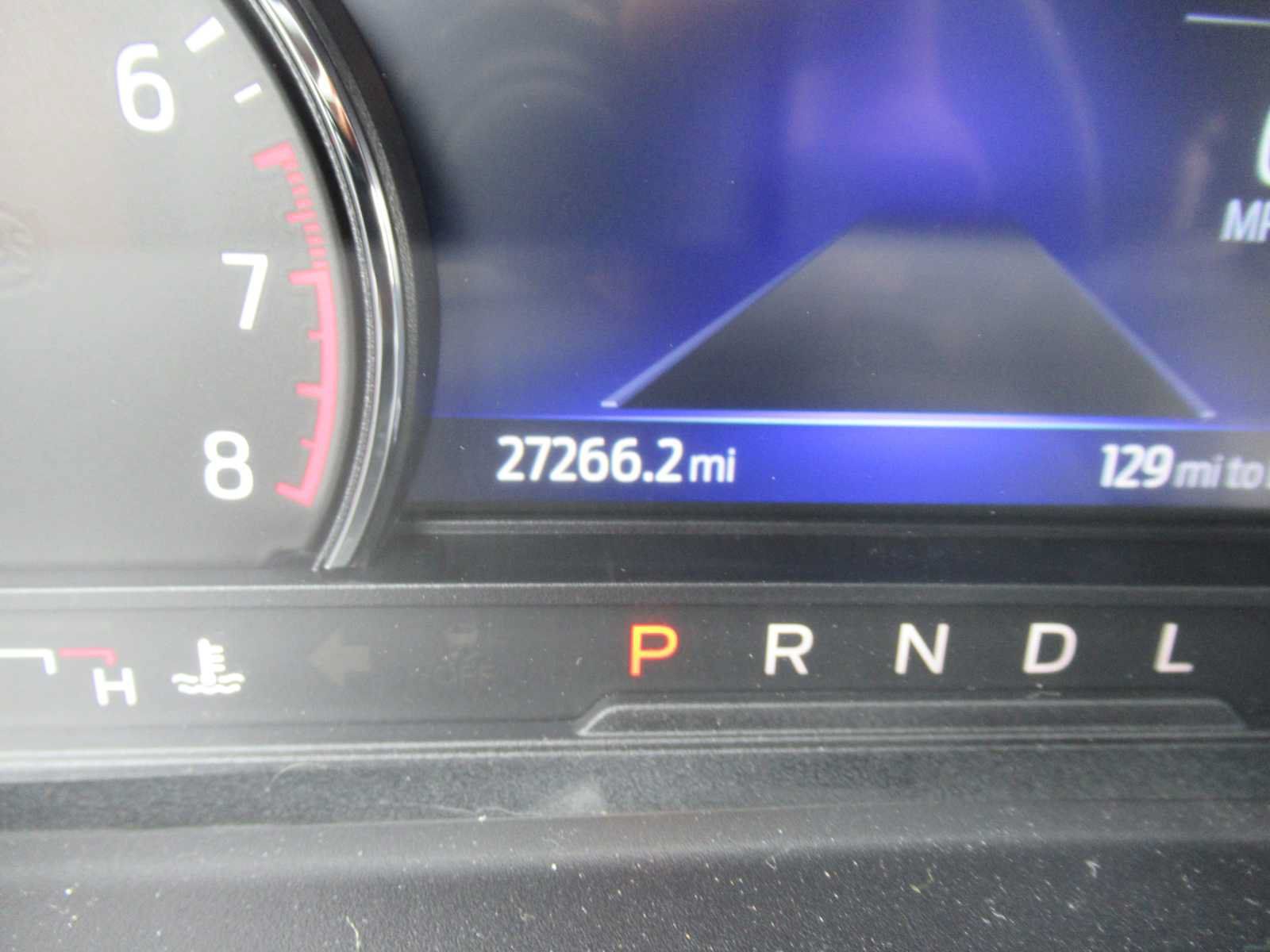 Used 2022 Ford Explorer XLT w/ Equipment Group 202A AWD/4WD image 29
