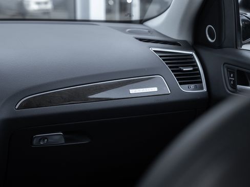 Used 2016 Audi Q5 2.0T Premium Plus w/ Technology Package image 14