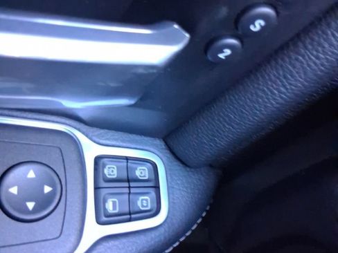 Used 2023 RAM 2500 Laramie AWD/4WD image 33