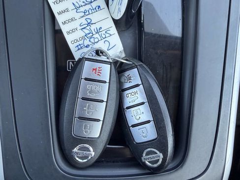 Used 2016 Nissan Sentra SV image 5