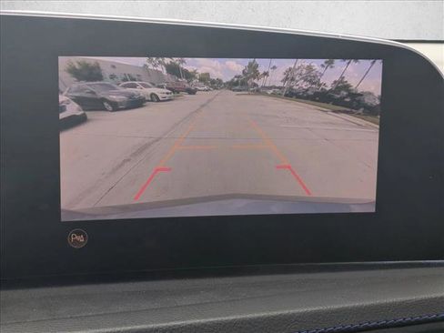 Used 2024 Cadillac XT4 Sport image 14