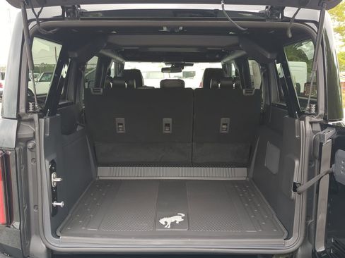 New 2026 Ford Bronco Outer Banks AWD/4WD image 11