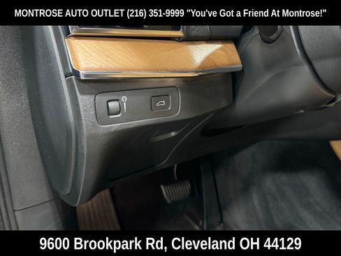 Used 2016 Volvo XC90 T6 image 16