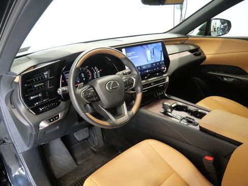 Used 2024 Lexus RX 350 Premium w/ Accessory Package (Z1) AWD/4WD image 13