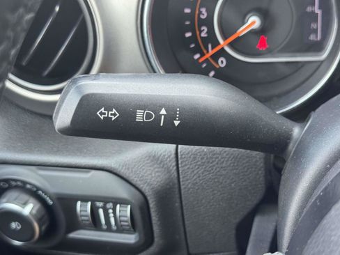 Used 2019 Jeep Wrangler Unlimited Sport S AWD/4WD image 21