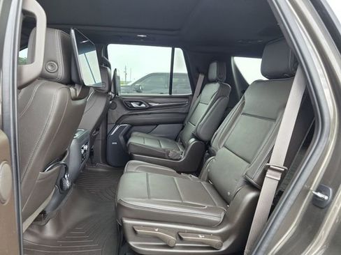 Used 2021 GMC Yukon Denali w/ Denali Ultimate Package AWD/4WD image 17