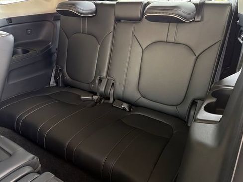 Certified 2024 Honda Pilot Elite image 18