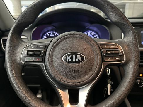 Used 2016 Kia Optima LX image 27