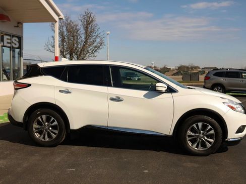 Used 2018 Nissan Murano S AWD/4WD image 4