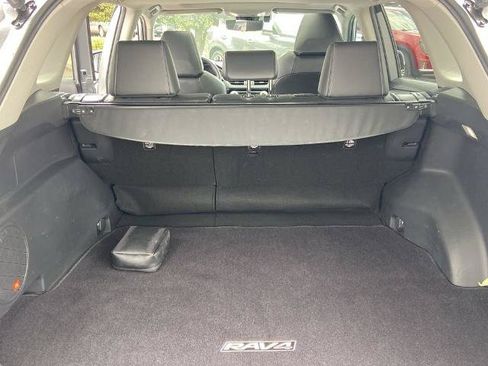 Used 2022 Toyota RAV4 Limited FWD image 22