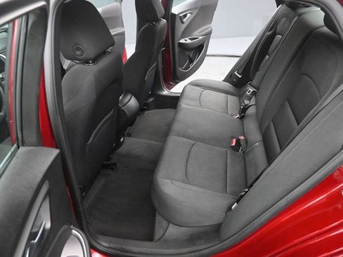 Used 2021 Chevrolet Malibu RS FWD image 13