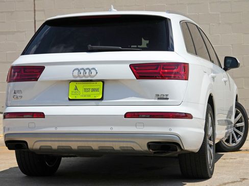 Used 2017 Audi Q7 3.0T Premium Plus AWD/4WD image 4