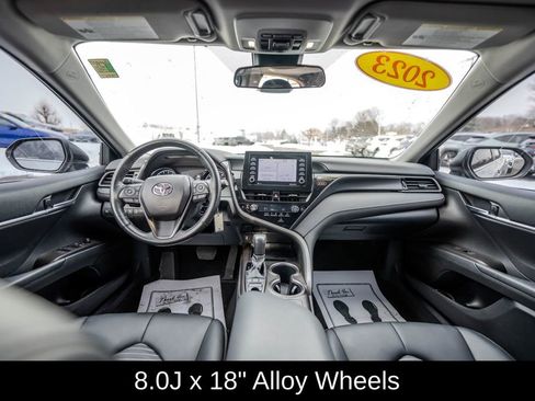 Used 2023 Toyota Camry SE w/ Cold Weather Package image 14