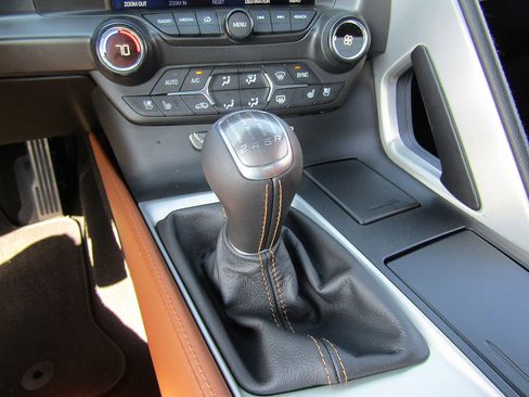 Used 2014 Chevrolet Corvette Stingray Convertible w/ 2LT Preferred Equipment Group image 17