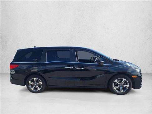 Used 2018 Honda Odyssey Touring image 7