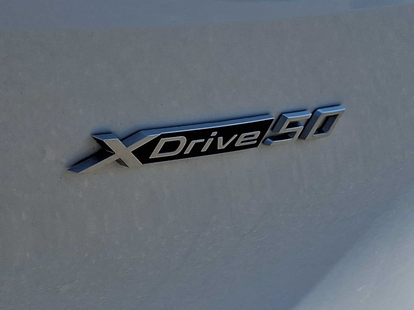 Used 2024 BMW iX xDrive50 w/ Premium Package AWD/4WD image 29