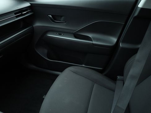 Used 2025 Hyundai Kona SEL image 14