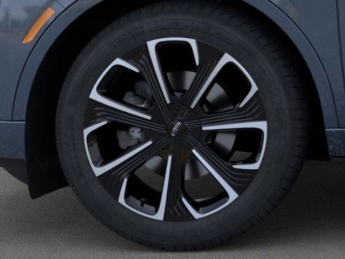 New 2026 Lincoln Nautilus Reserve image 19